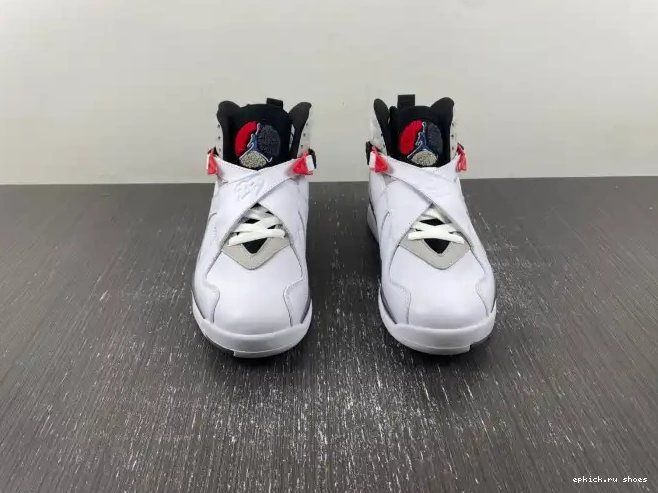 Cheap Air Bunny 8 Retro Bugs Jordan (2013) 305381-103 0608